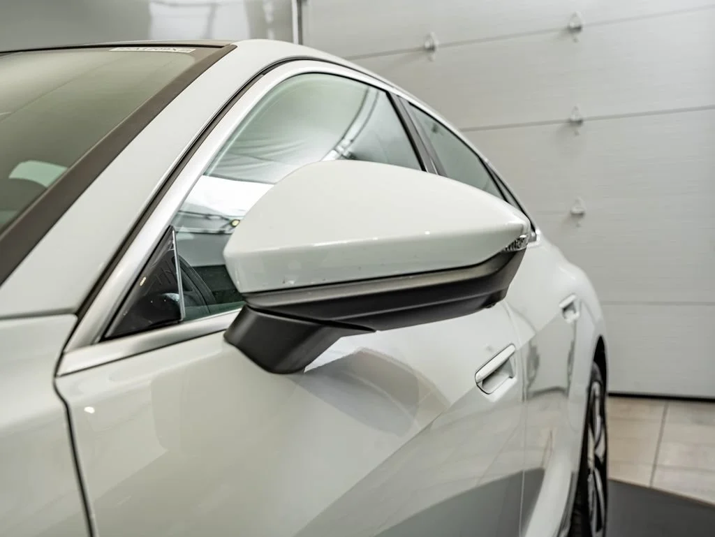 Used 2025 Glacier White Audi 2.0T Premium Plus image 9