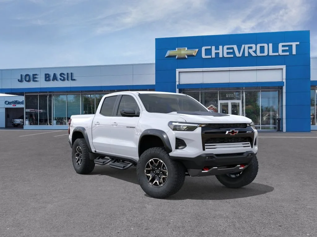New 2026 Summit White Chevrolet ZR2 image 1