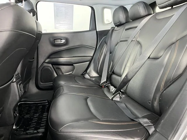 Used 2018 Gray Jeep Limited image 34
