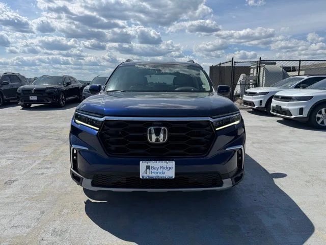 Used 2023  Honda Elite image 2