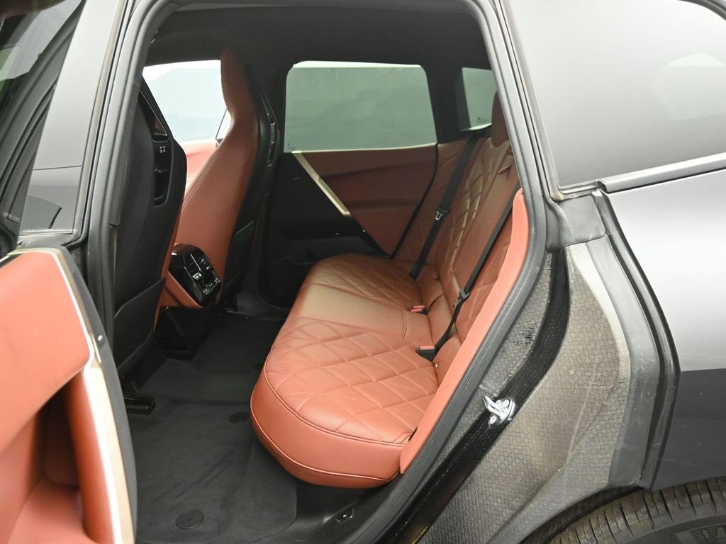 2023 BMW IX - Image 21