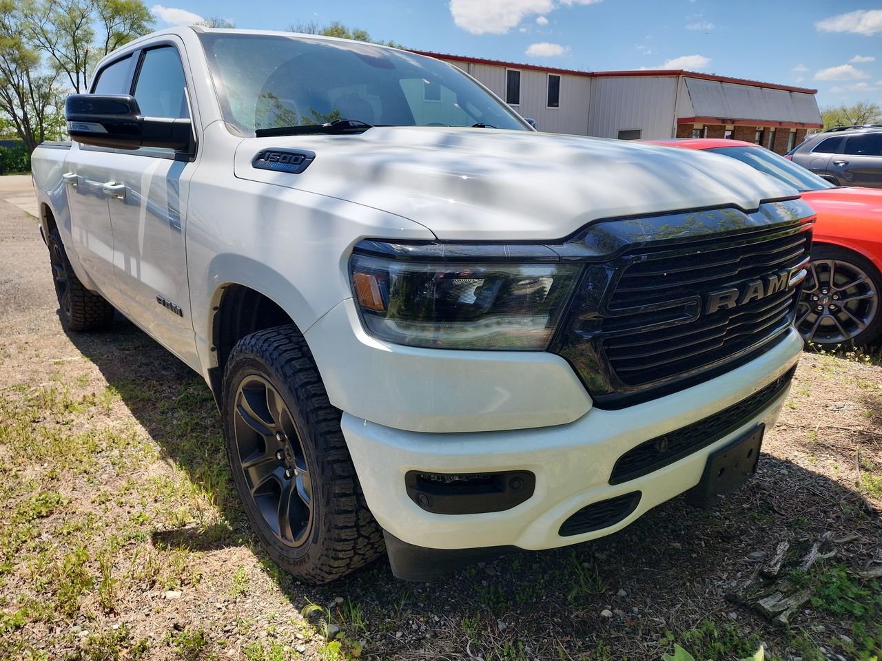 2021 RAM 1500 Big Horn/Lone Star 4x4 Crew Cab 5'7's photo