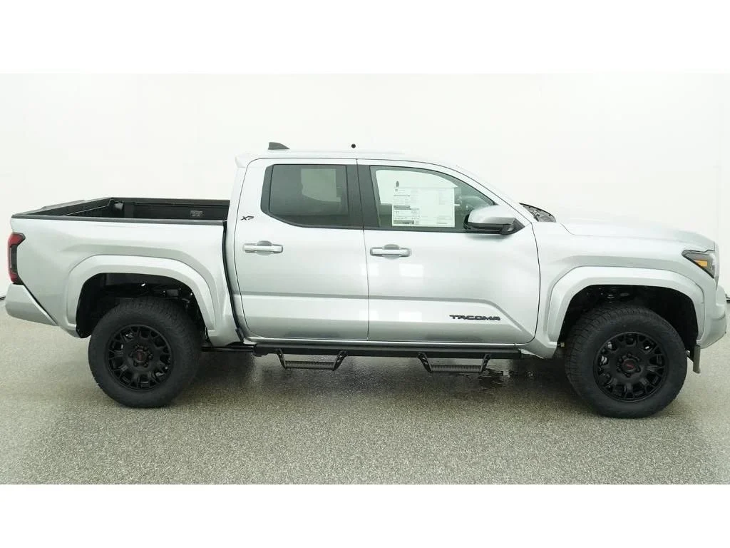 New 2026 Celestial Silver Metallic Toyota SR5 image 33