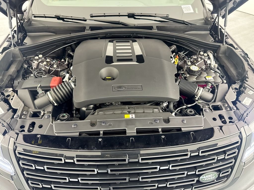 New 2026 Charente Grey Land Rover Autobiography image 32