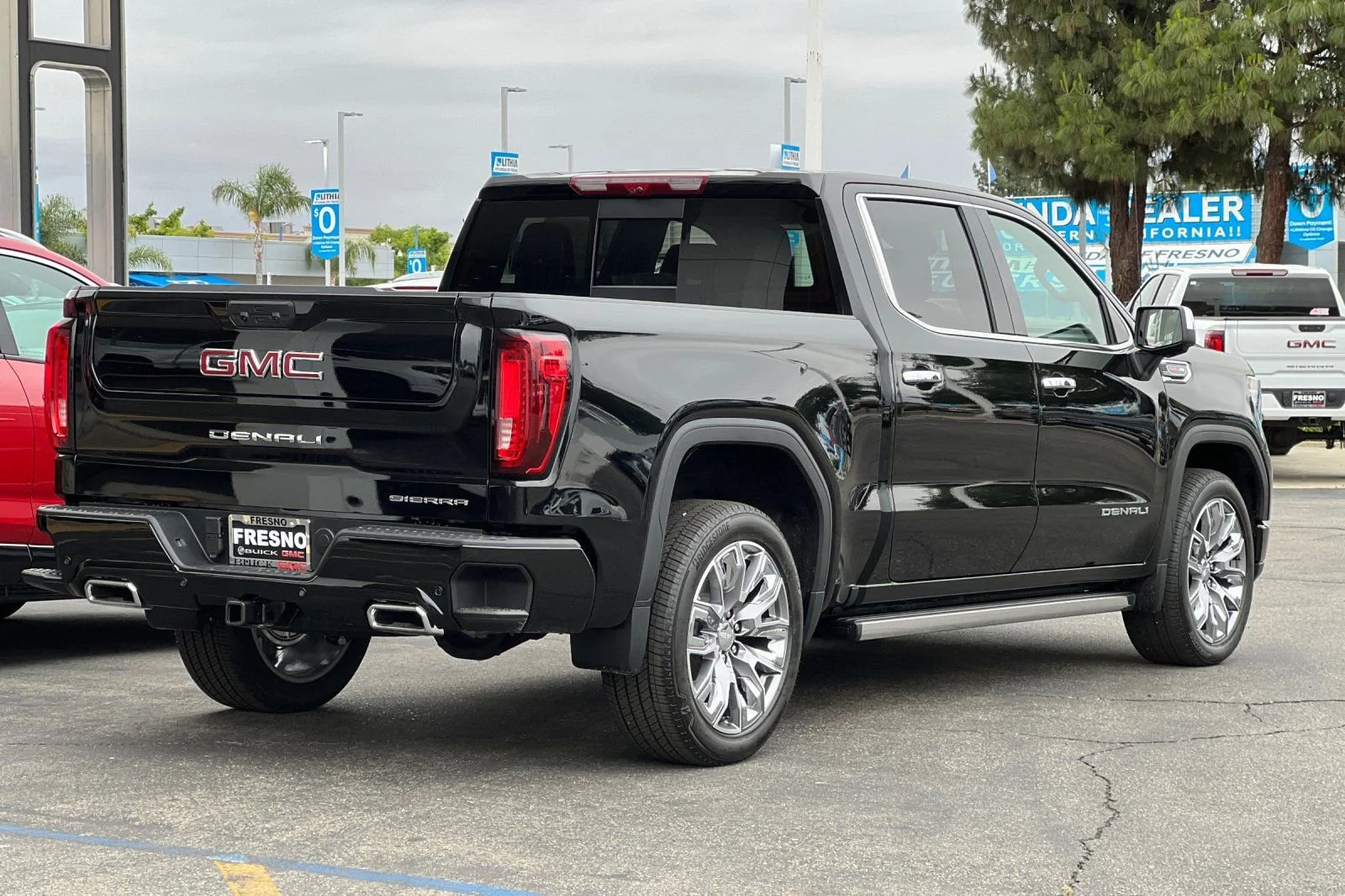 2026 GMC Sierra 1500 Denali - Photo 5