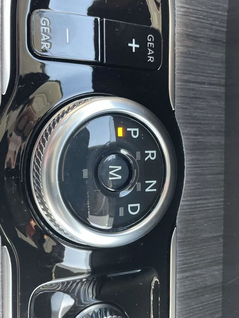New 2026 Glacier Gray Metallic Tri-Coat Ford Platinum image 17