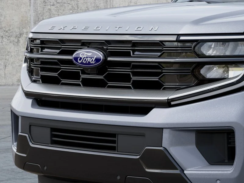 New 2027 Glacier Gray Metallic Tri-Coat Ford Platinum image 17