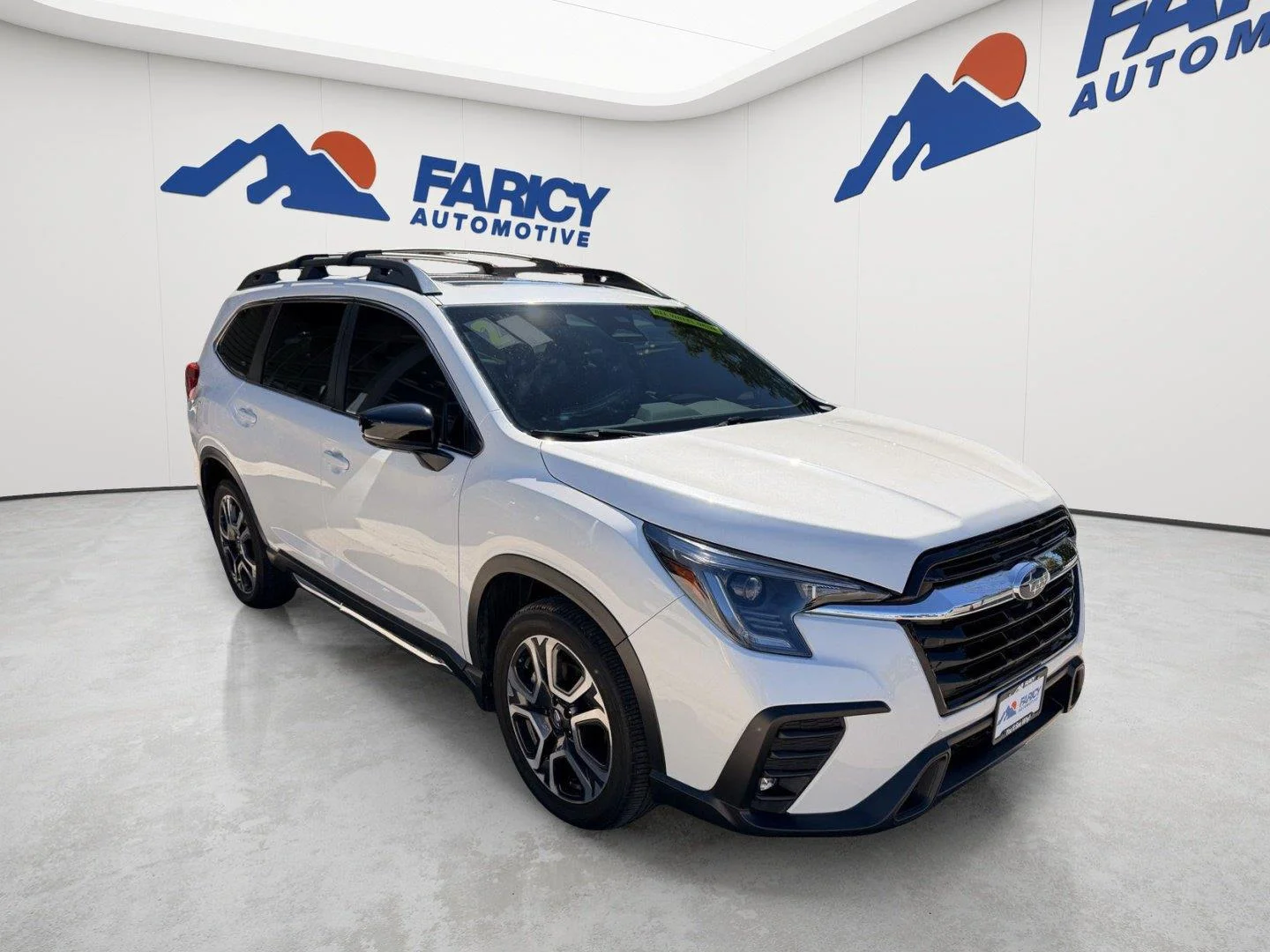 Used 2024 Crystal White Pearl Subaru Limited image 9
