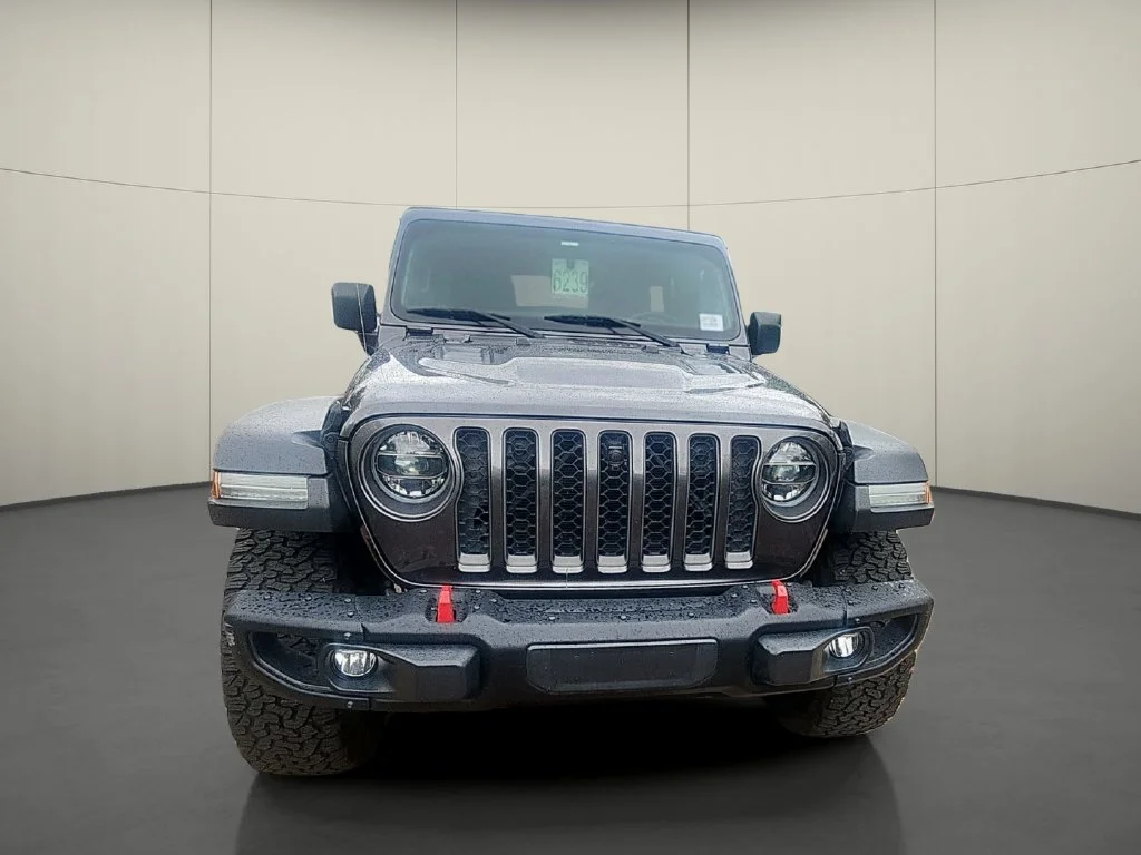 Used 2021 Gray Jeep Unlimited Rubicon image 2