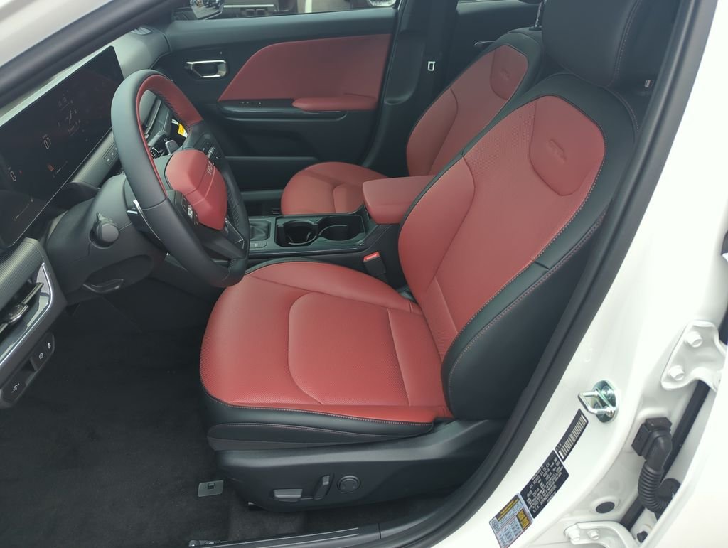 New 2026 Snow White Pearl Kia GT-Line image 12