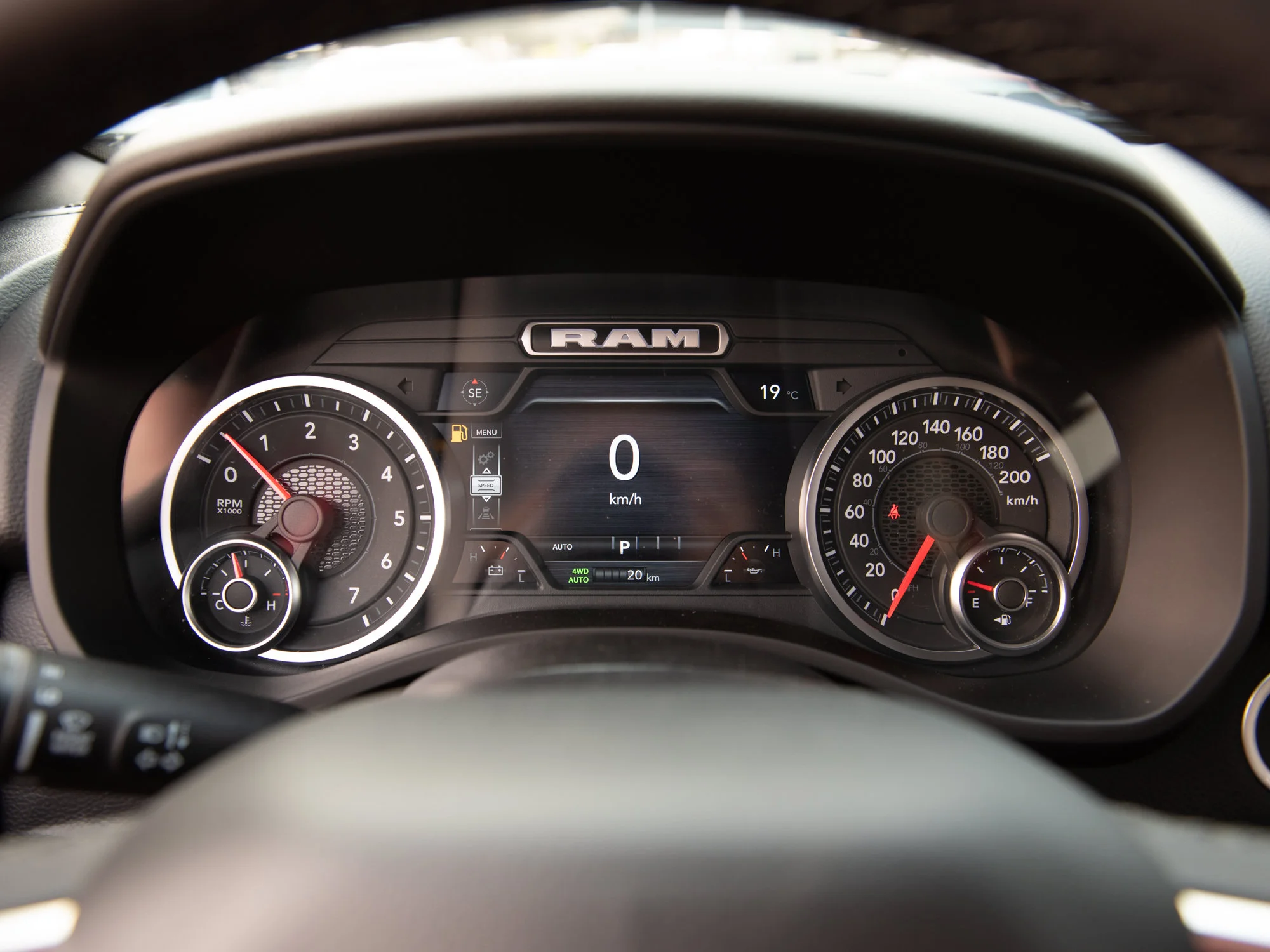 New 2026 Tan RAM Big Horn* Crew Cab 4x4, HEMI V8 image 17