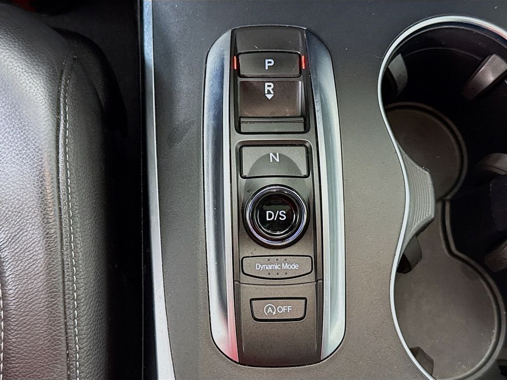 Used 2019 White Diamond Pearl Acura w/Technology Pkg image 18