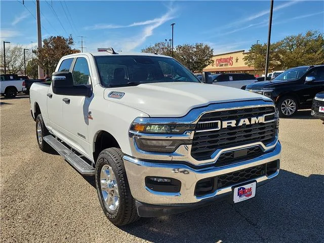 Used 2026 White RAM Big Horn 4x4 Crew Cab 6.3 ft. box 149 in. WB image 6