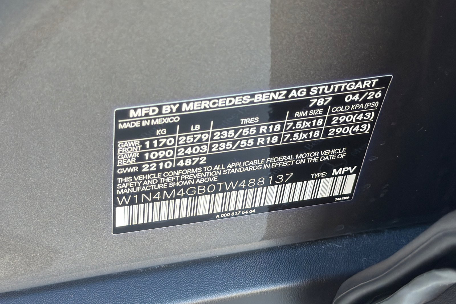 New 2026 Mountain Grey Metallic Mercedes-Benz GLB 250 image 35
