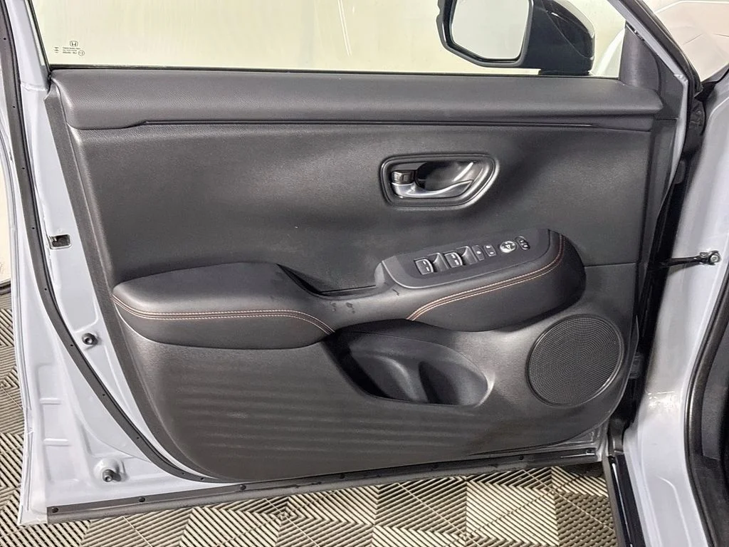 Used 2025 Urban Gray Pearl Honda Sport image 10