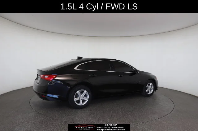 Used 2022 Black Chevrolet LS image 19