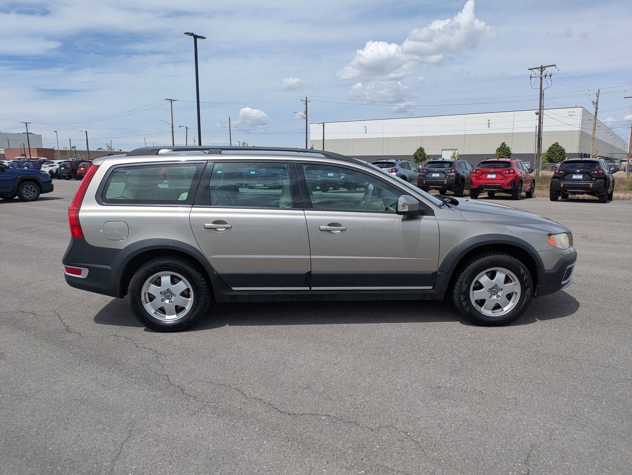 Used 2008 Volvo XC70 3.2 with VIN YV4BZ982381039662 for sale in Salt Lake City, UT