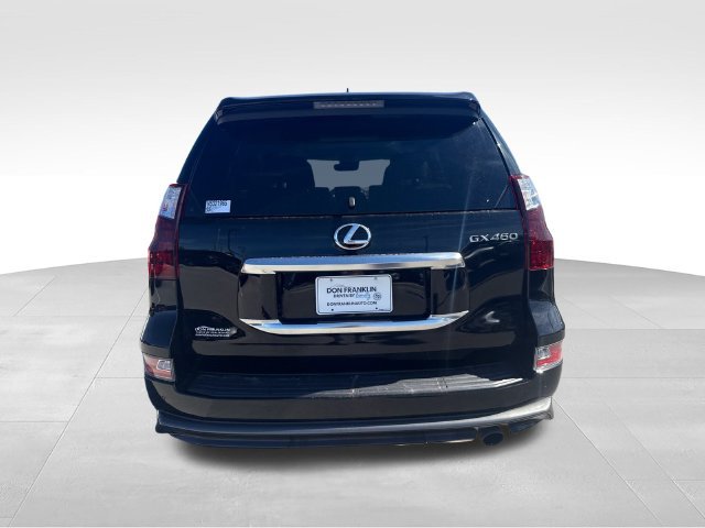 Used 2022 Black Lexus 460 image 4
