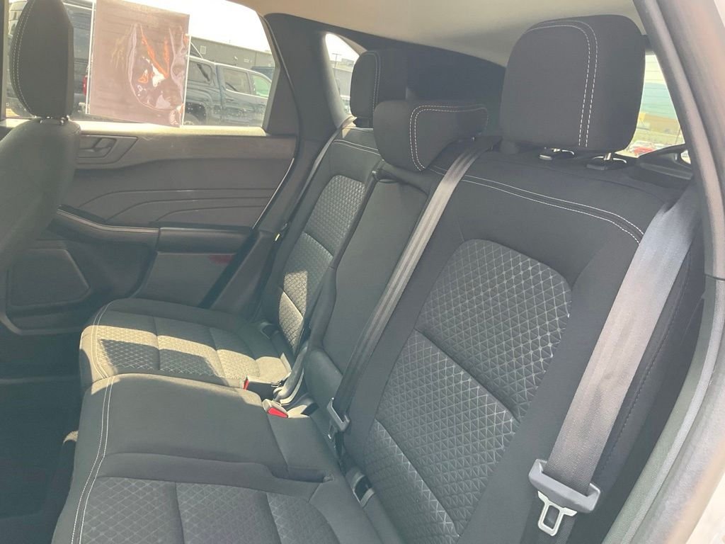 Certified Used 2025 Oxford White Ford Active image 20