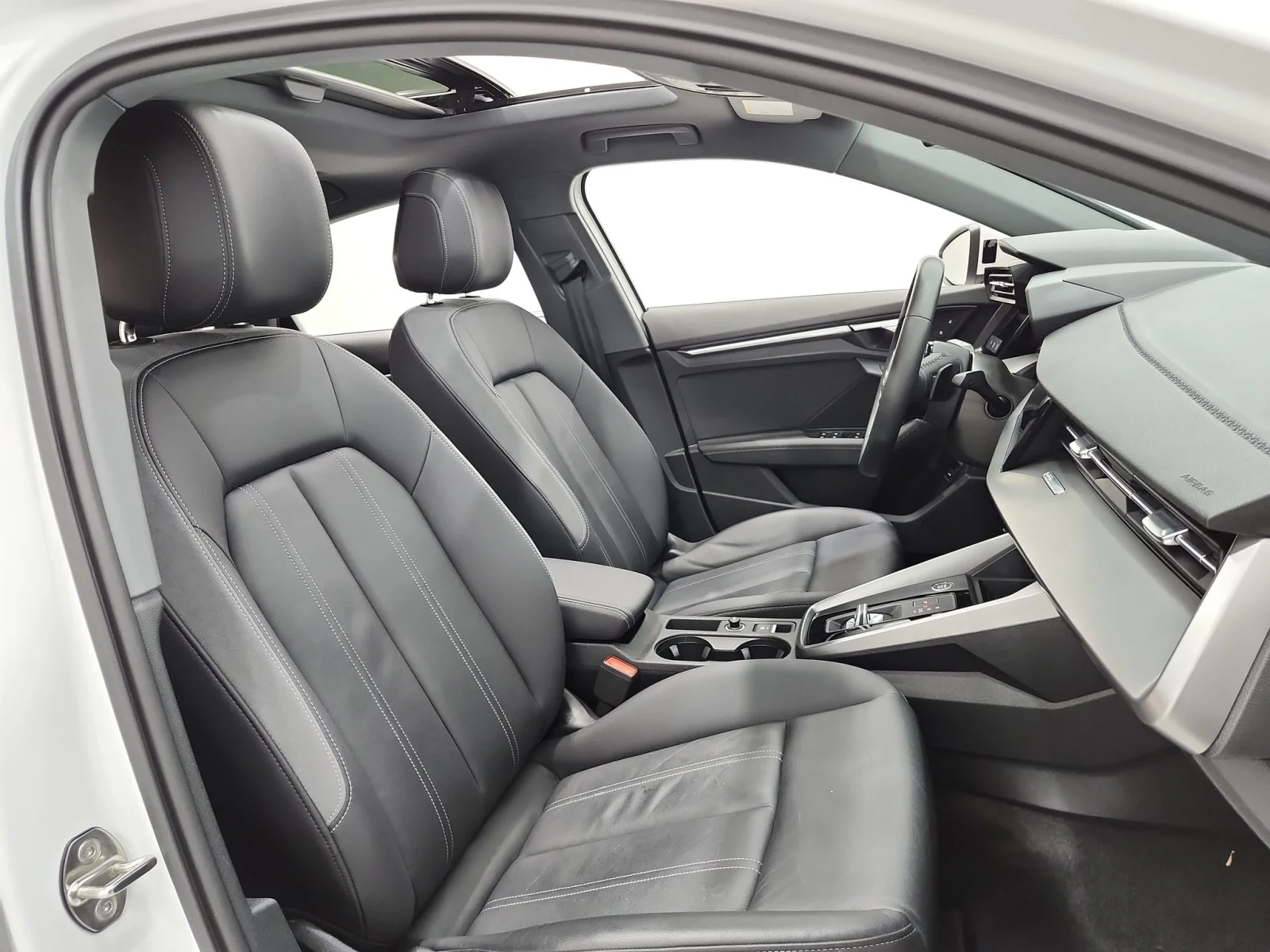 Used 2024 Ibis White Audi Premium image 20