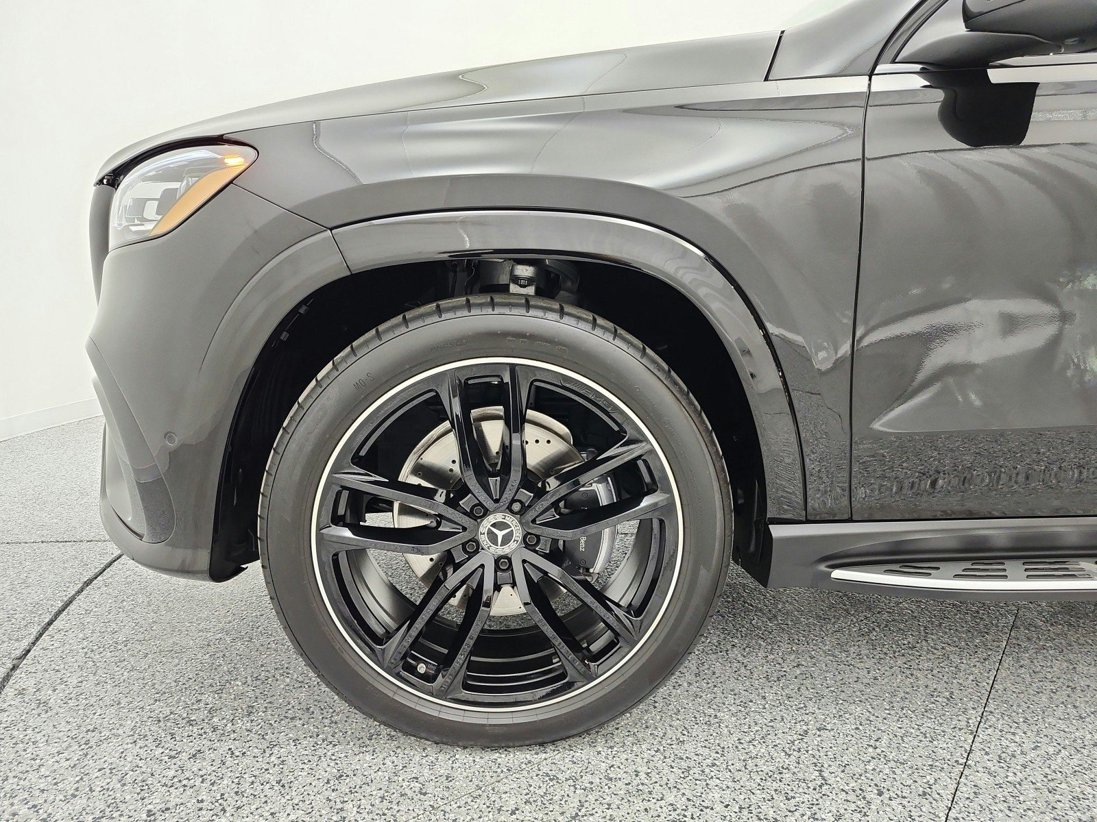 Used 2026 Obsidian Black Metallic Mercedes-Benz GLS 450 4MATIC® SUV image 24