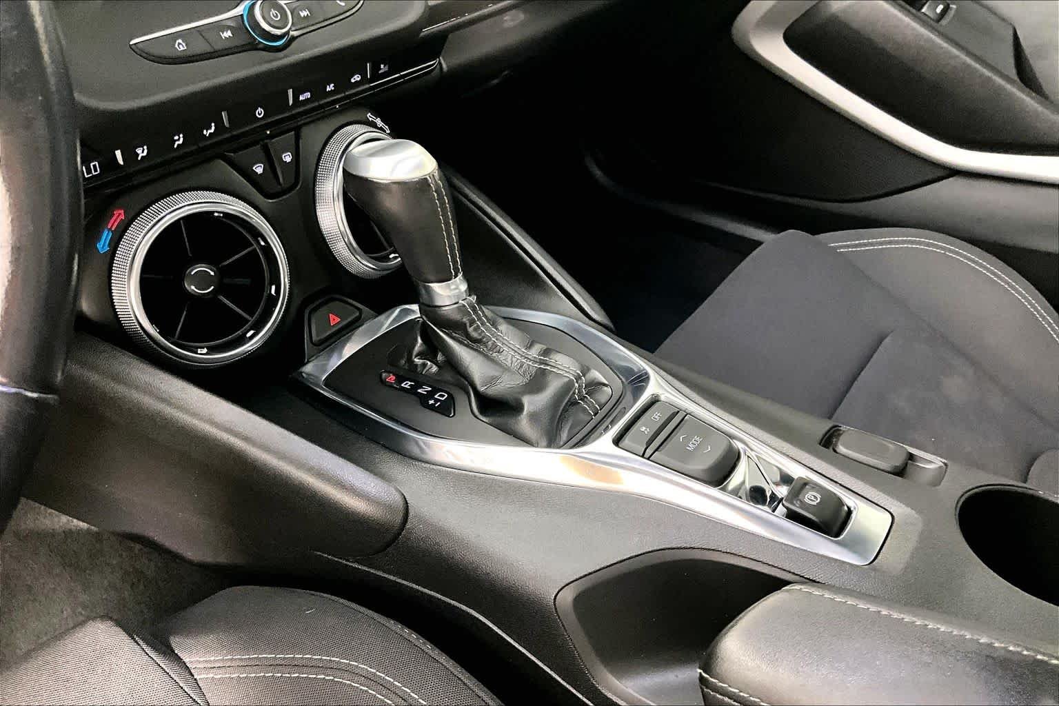 Used 2019 Black Chevrolet 1LT image 15