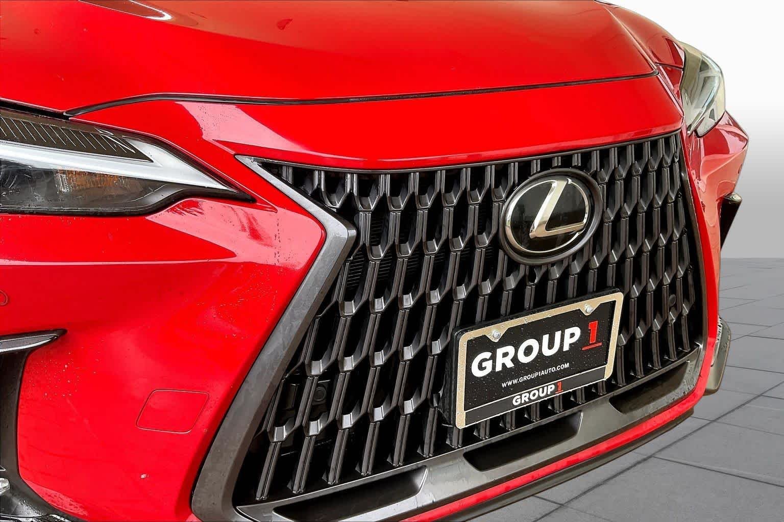 Used 2022 Redline Lexus Premium image 27