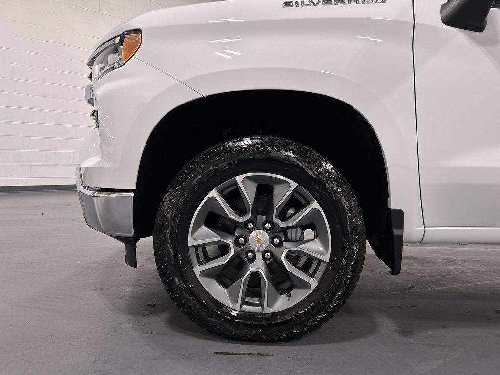 2026 Chevrolet Silverado 1500 LT - Photo 18