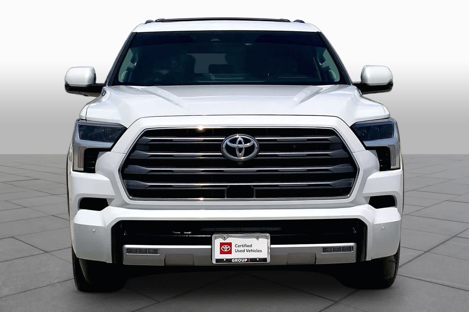 Used 2023 Wind Chill Pearl Toyota Limited image 4