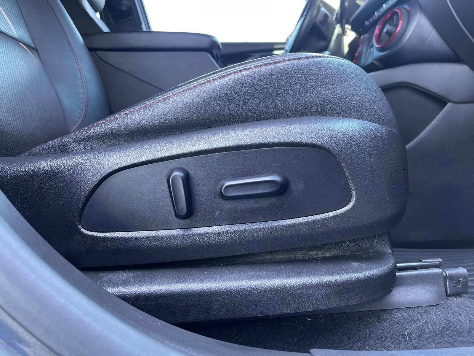 Used 2019 NIGHTFALL GRAY METALLIC Chevrolet RS image 33