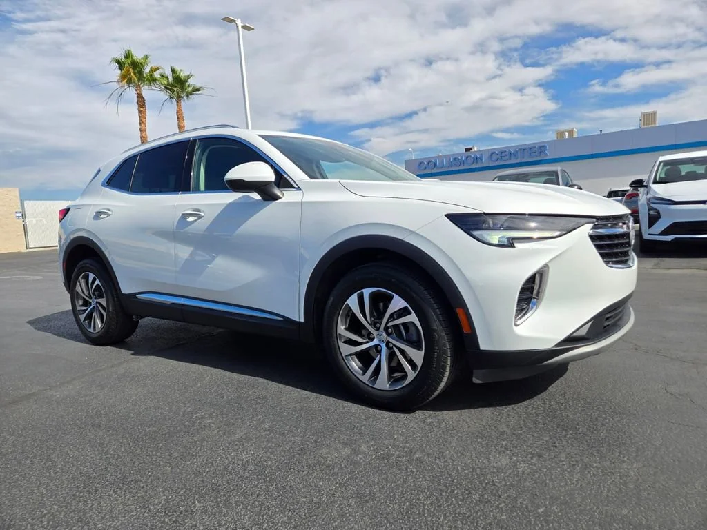 2023 Buick Envision Essence FWD's photo