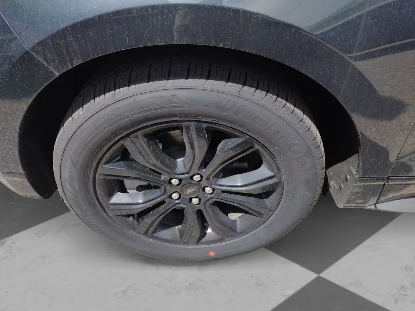 New 2024 Stone Blue Metallic Ford SE image 9