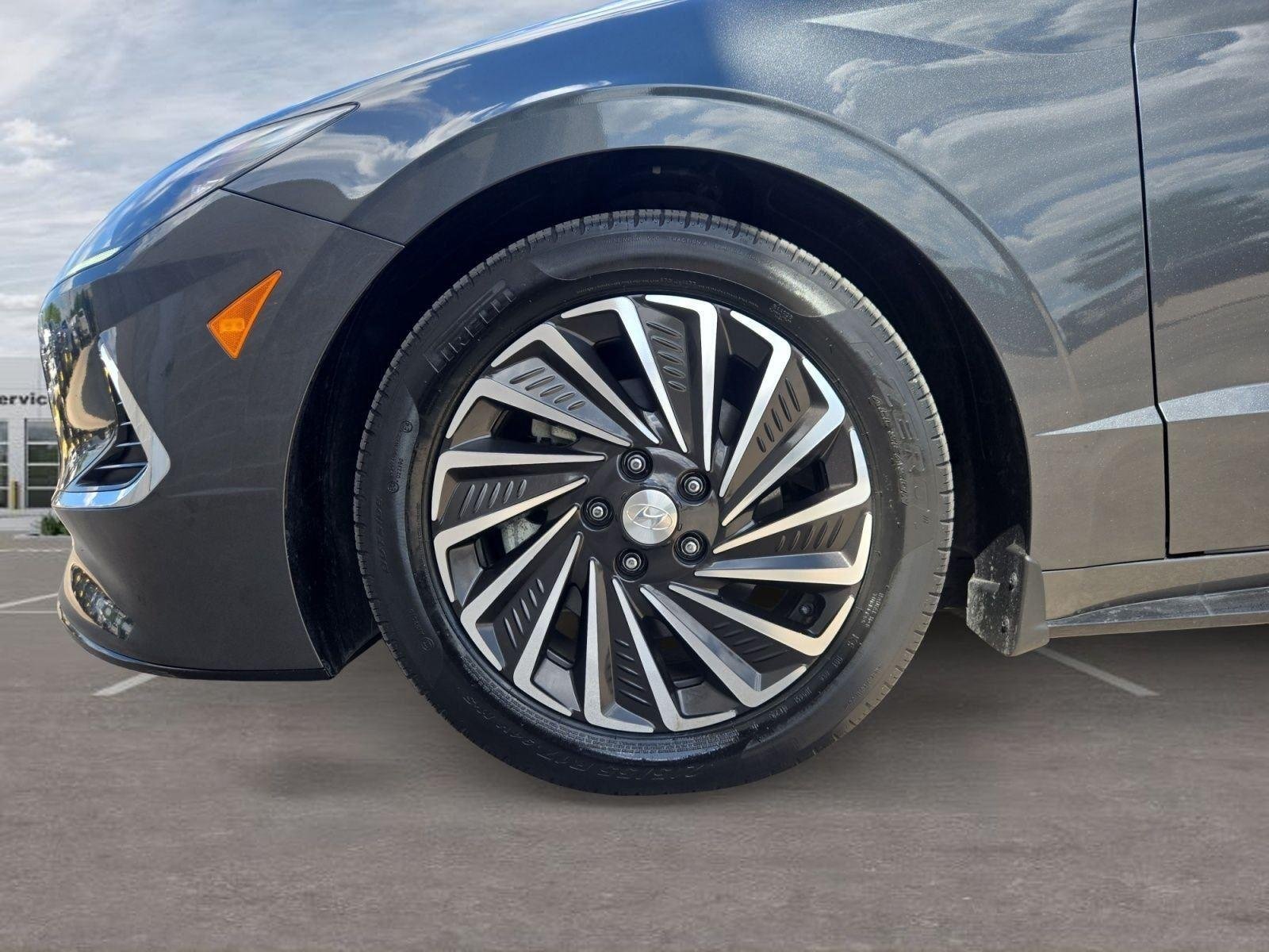 Used 2023 Portofino Gray Hyundai SEL image 11