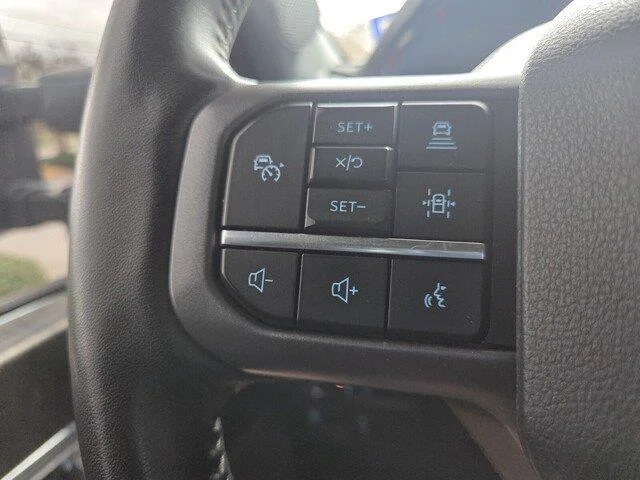 Used 2022 Antimatter Blue Metallic Ford LARIAT image 15