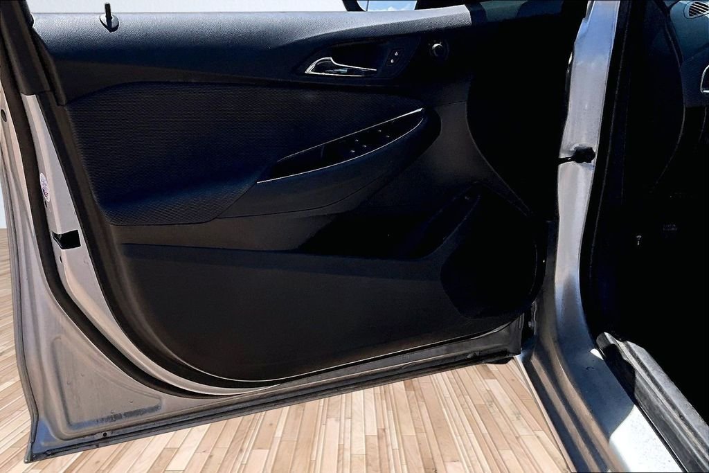 Used 2019 Silver Chevrolet LS image 15
