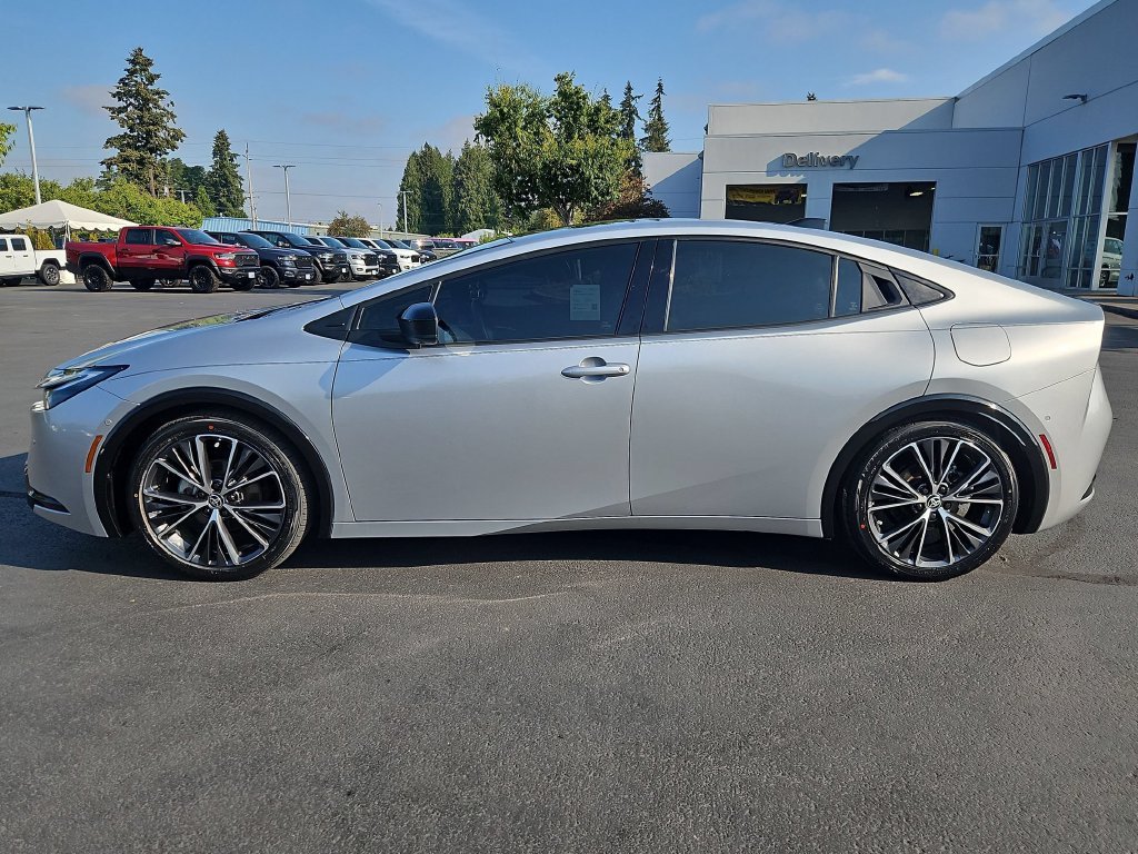 Used 2024 Cutting Edge Toyota Limited image 3