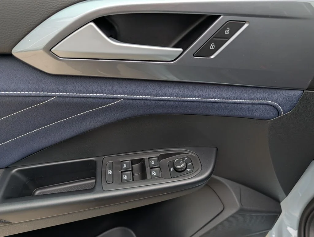 New 2026 Gray Volkswagen 1.5T SEL image 16
