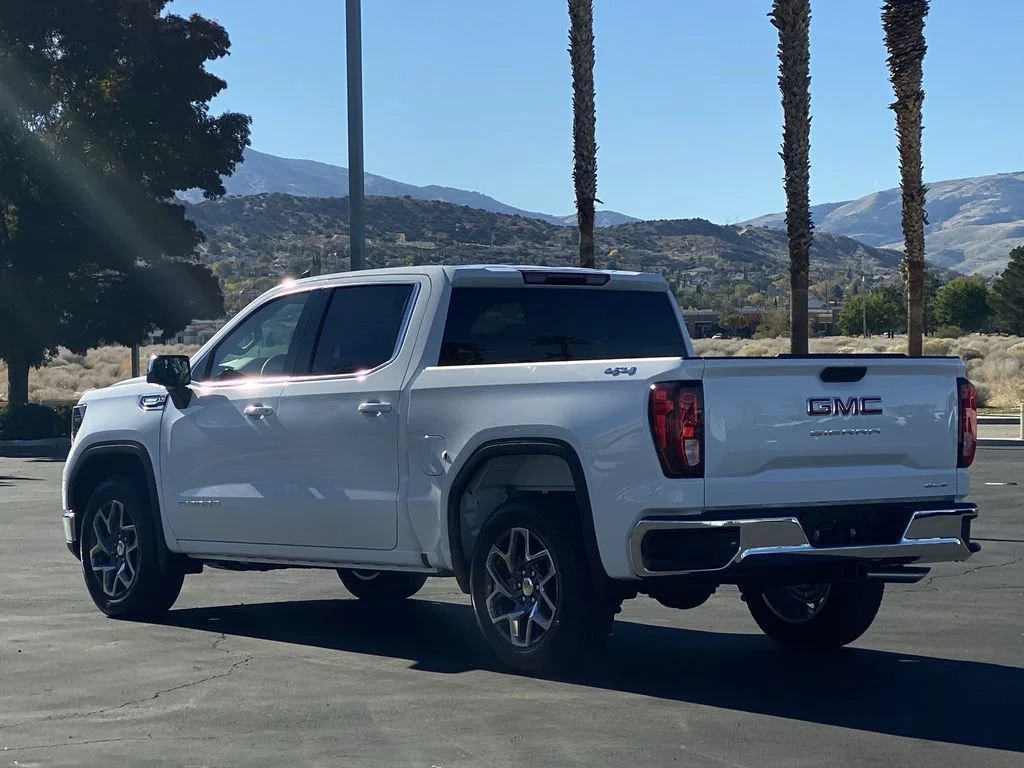 Used 2026 Summit White GMC SLE image 15