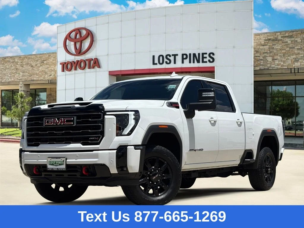 2025 GMC Sierra 4WD Crew Cab Standard Box AT4's photo
