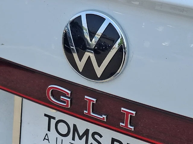 New 2026 White Volkswagen 2.0T Autobahn image 18