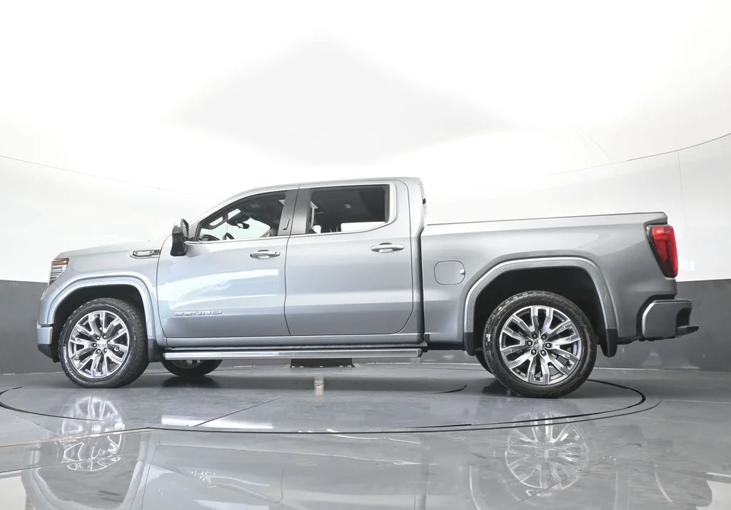 Used 2023 Sterling Metallic GMC Denali image 67