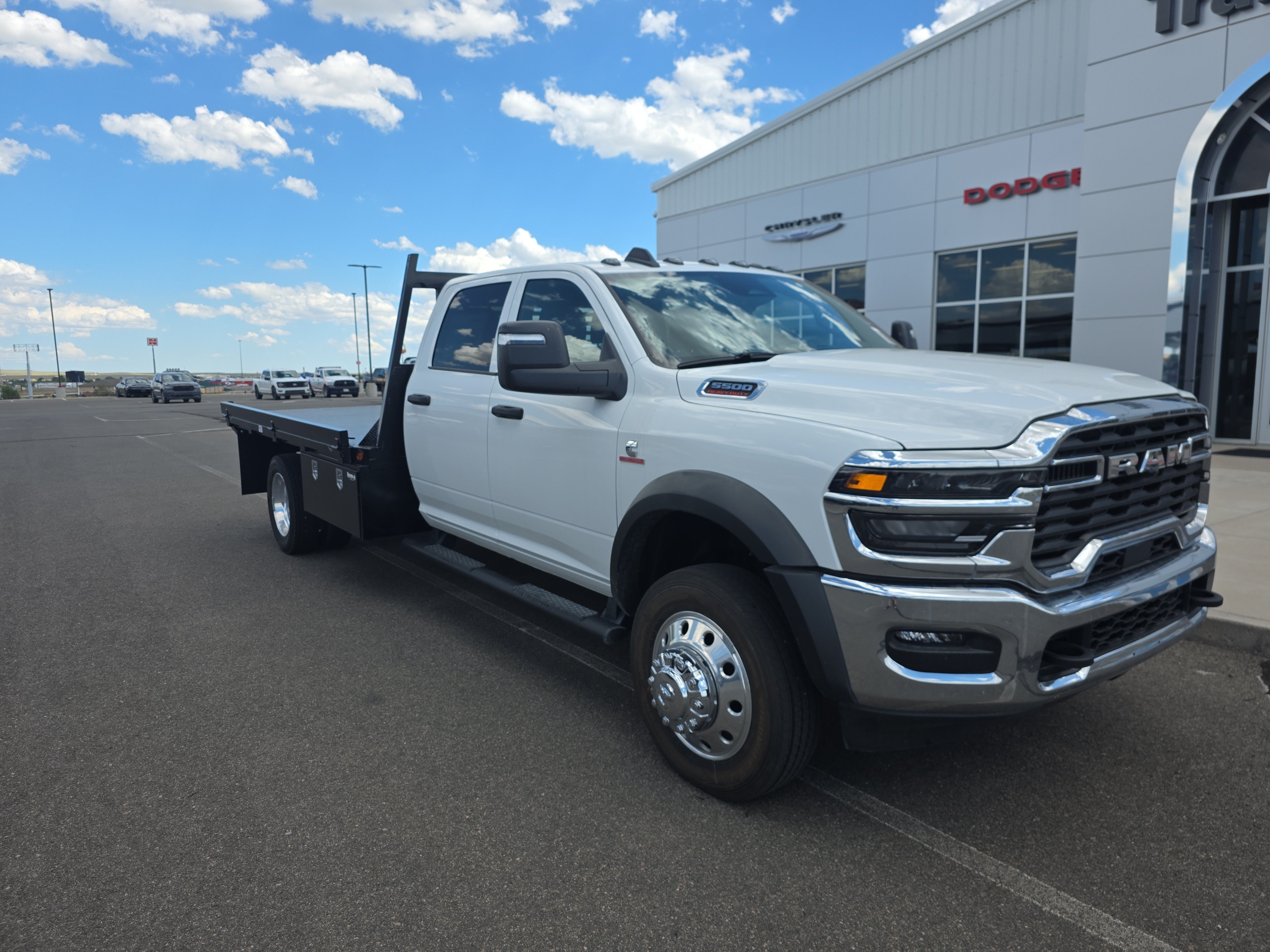 New 2026 Bright White Clear-Coat Exterior Paint RAM Tradesman image 2