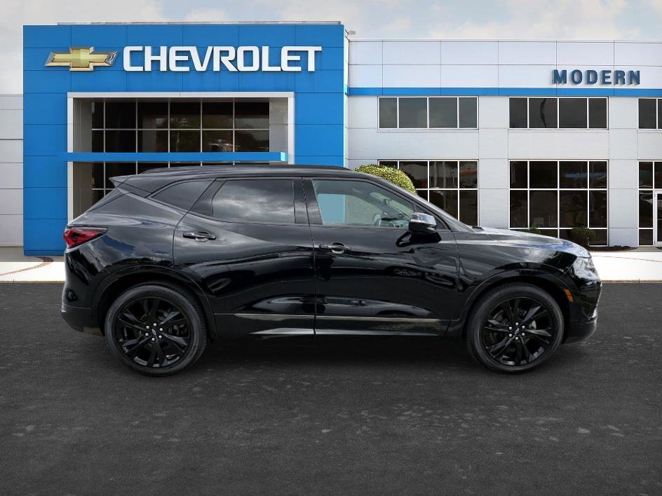 Used 2019 Black Chevrolet RS image 5