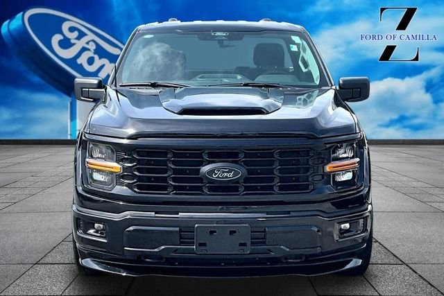 Used 2025 Black Metallic Ford XL image 3