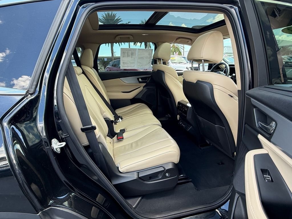 Used 2023  Acura Technology image 18
