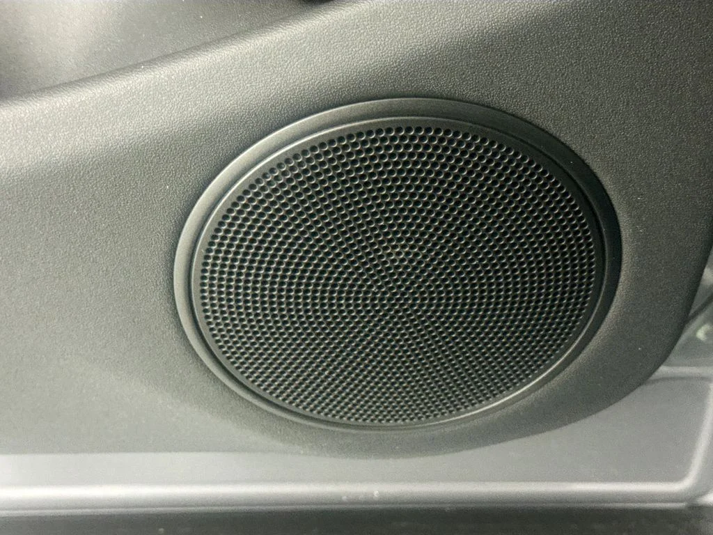 New 2026 Eiger Grey Land Rover Core S image 14