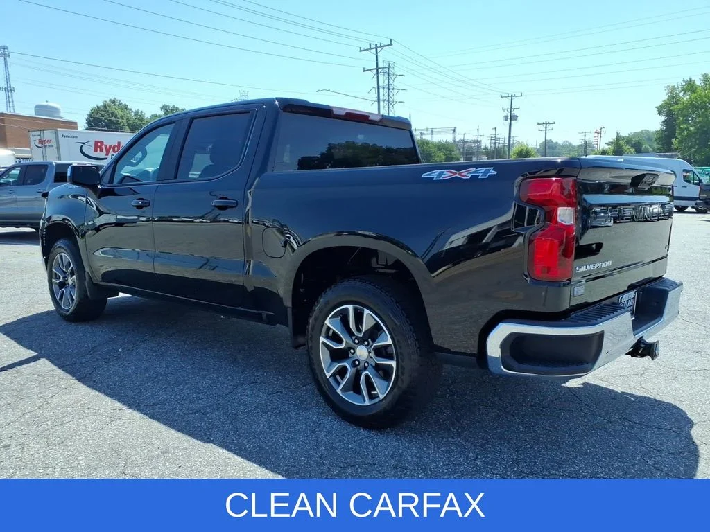 Used 2024 Black Chevrolet LT image 3