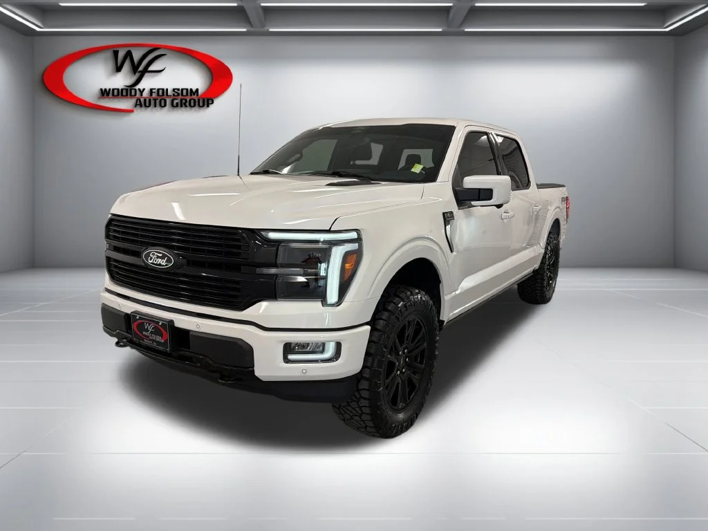 Used 2025 White Ford Platinum image 3