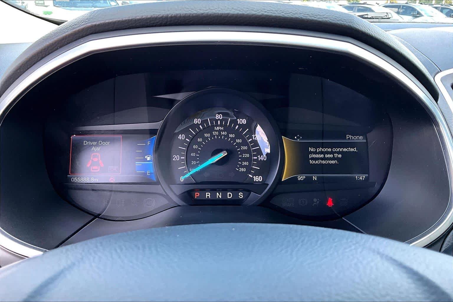 Used 2018 White Platinum Metallic Tri-Coat Ford Titanium image 26