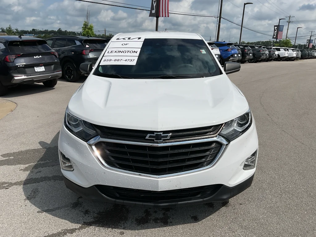 Used 2021 Summit White Chevrolet LS image 3
